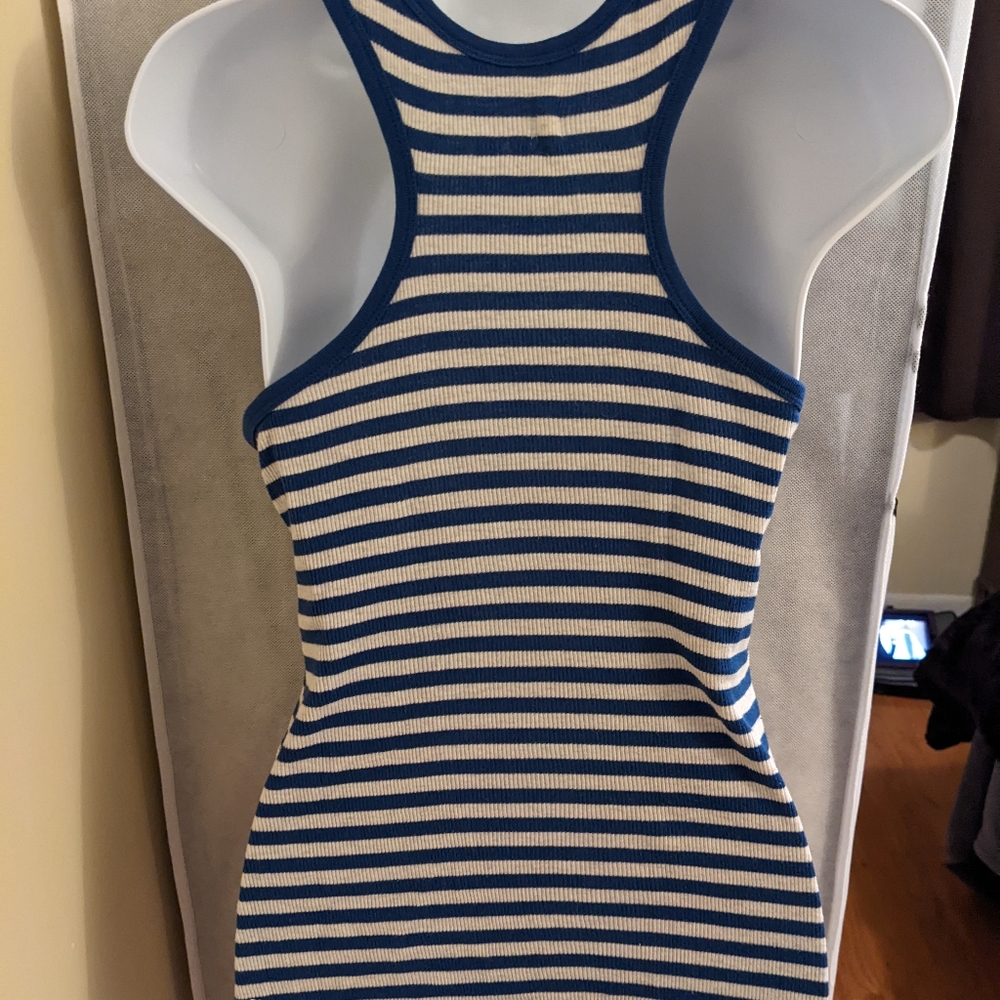 Tank Top Bundle - Picture 9 of 13